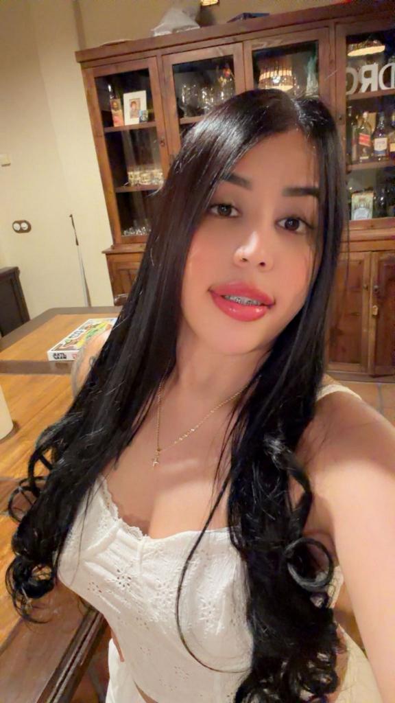 Chica busca chico en Granada: 