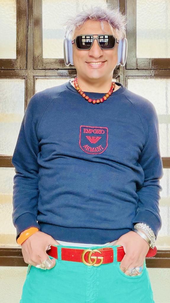608259318: Chico busca chica en Barcelona