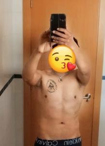 642988612: Chico busca chica en Cádiz