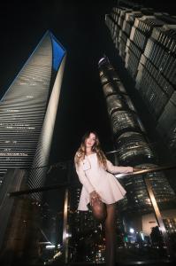 675308496: Chica busca chico en Barcelona