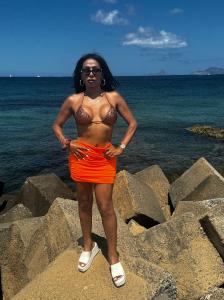 671523795: Transexual en León