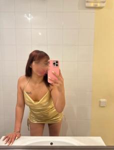632268977: Chica busca chico en Barcelona