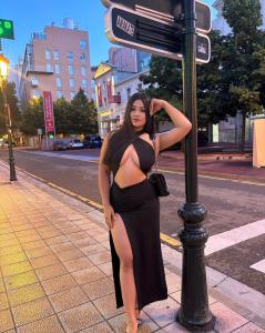 603966940: Chica busca chico en Zaragoza