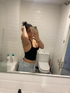 622893905: Chica busca chico en Málaga