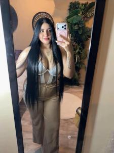 604249855: Chica busca chico en León