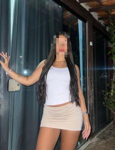 611371494: Chica busca chico en Madrid