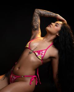 658288976: Chica busca chico en Ibiza