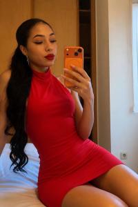615736355: Chica busca chico en Madrid