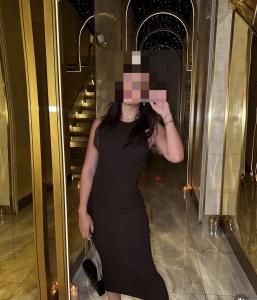 610145582: Chica busca chico en La Coruña