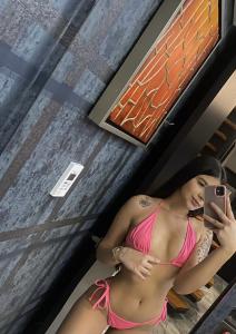 614446976: Chica busca chico en Madrid