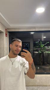 610778894: Chico busca chica en Madrid