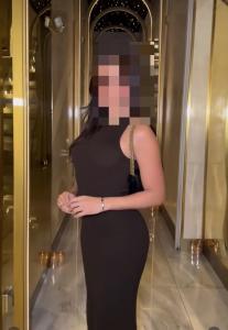 610145582: Chica busca chico en La Coruña