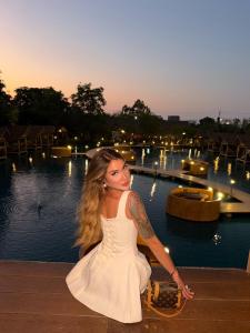 675308496: Chica busca chico en Barcelona
