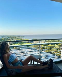 672565231: Chica busca chico en Lugo