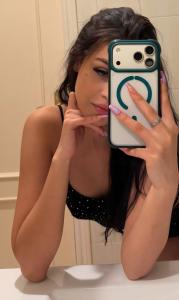 654427807: Chica busca chico en Madrid