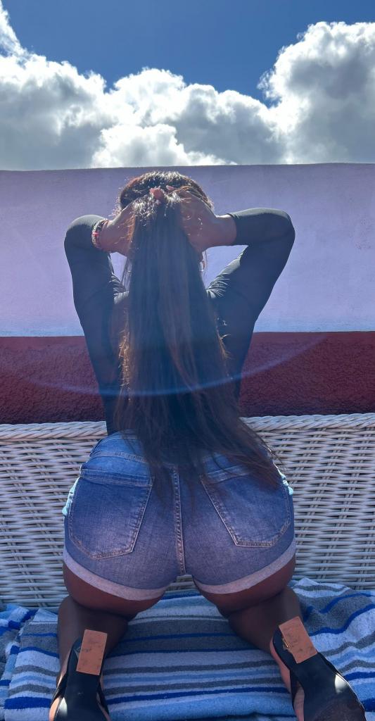 627996541: Chica busca chico en Tenerife
