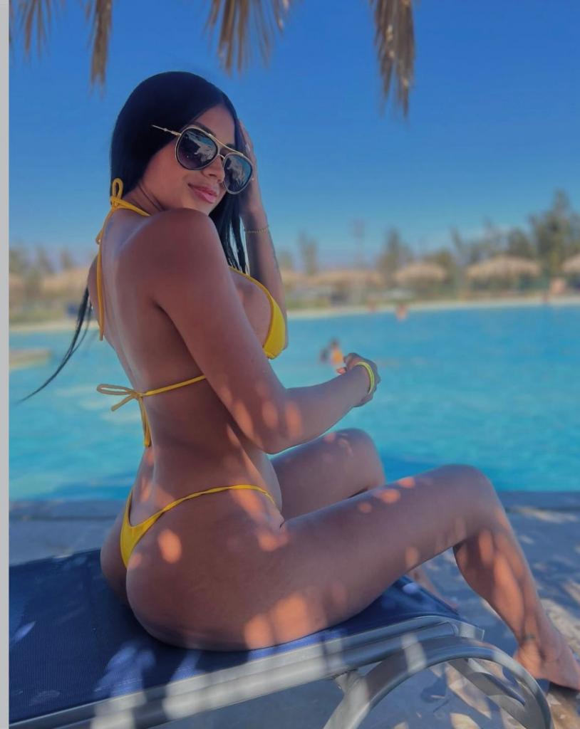 745088272: Chica busca chico en Tenerife