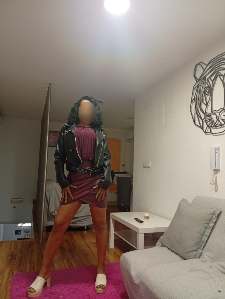624783132: Chica busca chico en Murcia