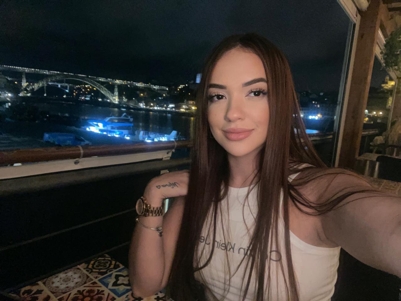 745046785: Chica busca chico en Alicante