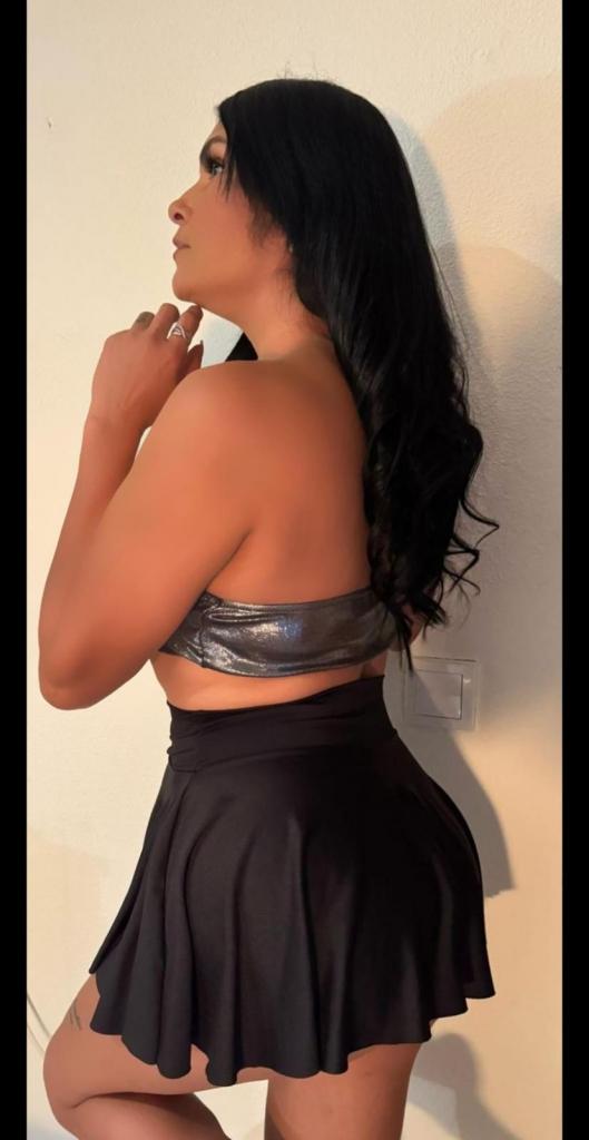 Chica busca chico en Cádiz: 