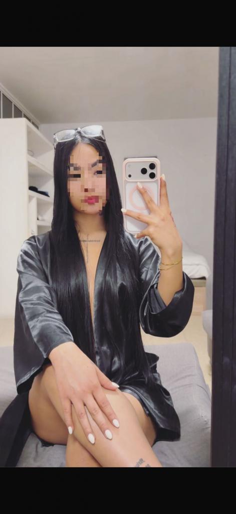 693223063: Chica busca chico en León