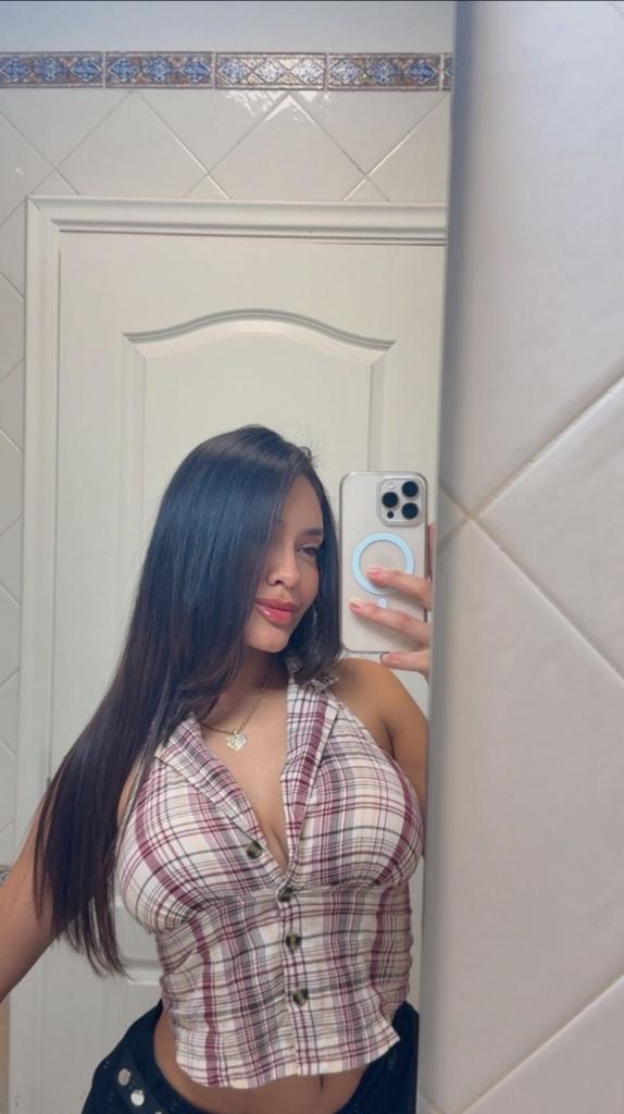 Chica busca chico en Tenerife: 