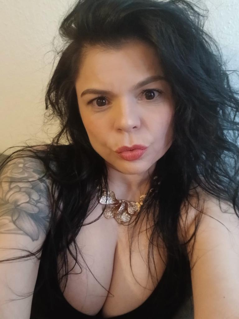613200551: Chica busca chico en Mallorca