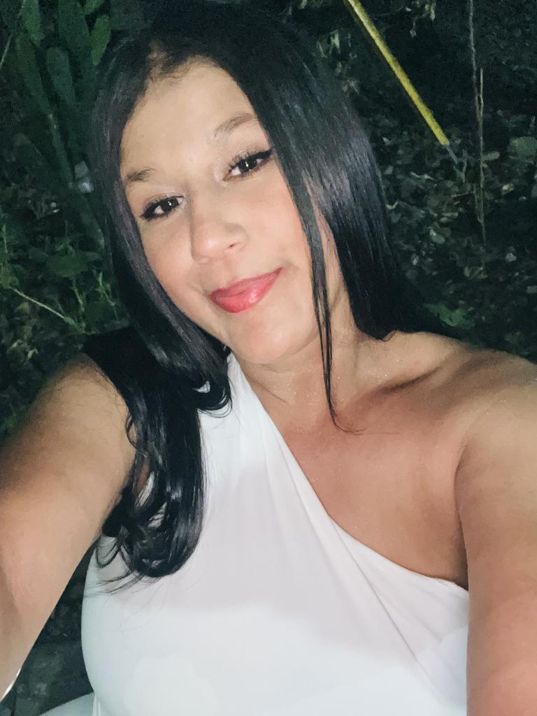 Chica busca chico en Granada: 