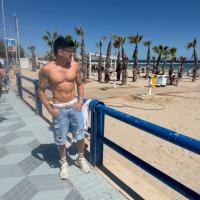 697897854: Chico busca chica en Murcia