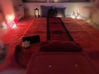 641722131: Chica busca chico en Barcelona