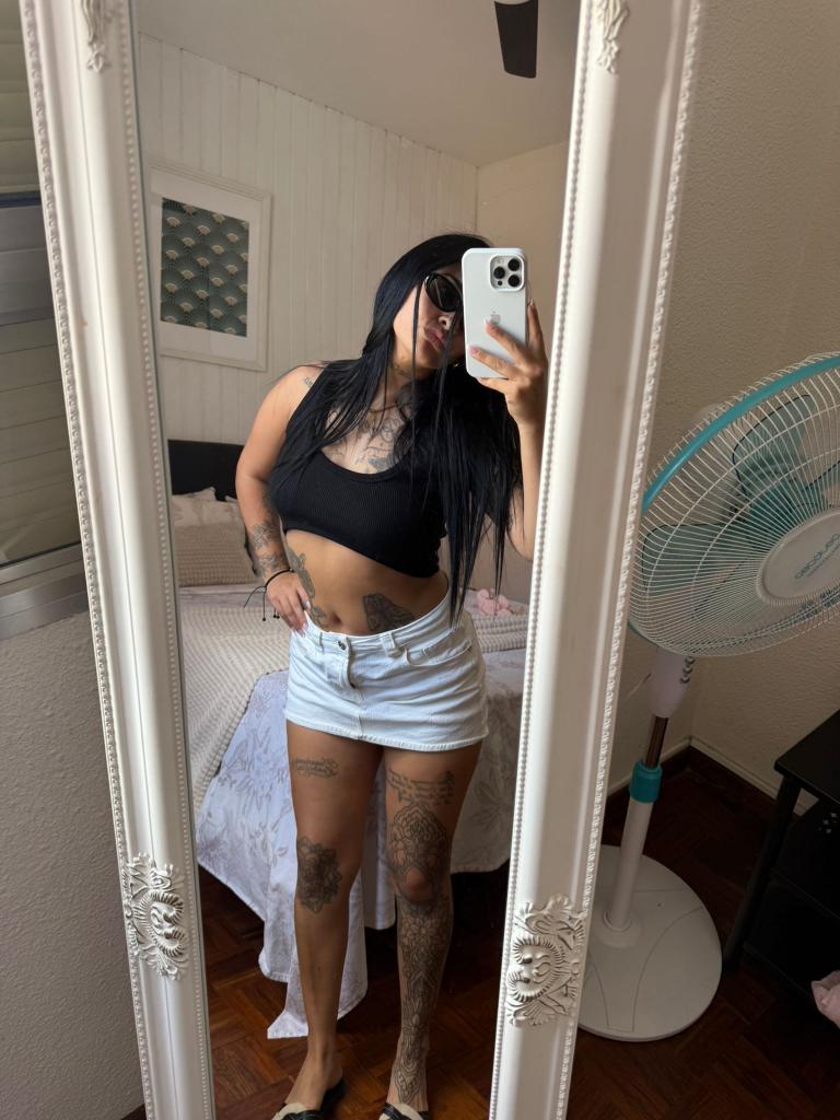 Chica busca chico en Tenerife: 