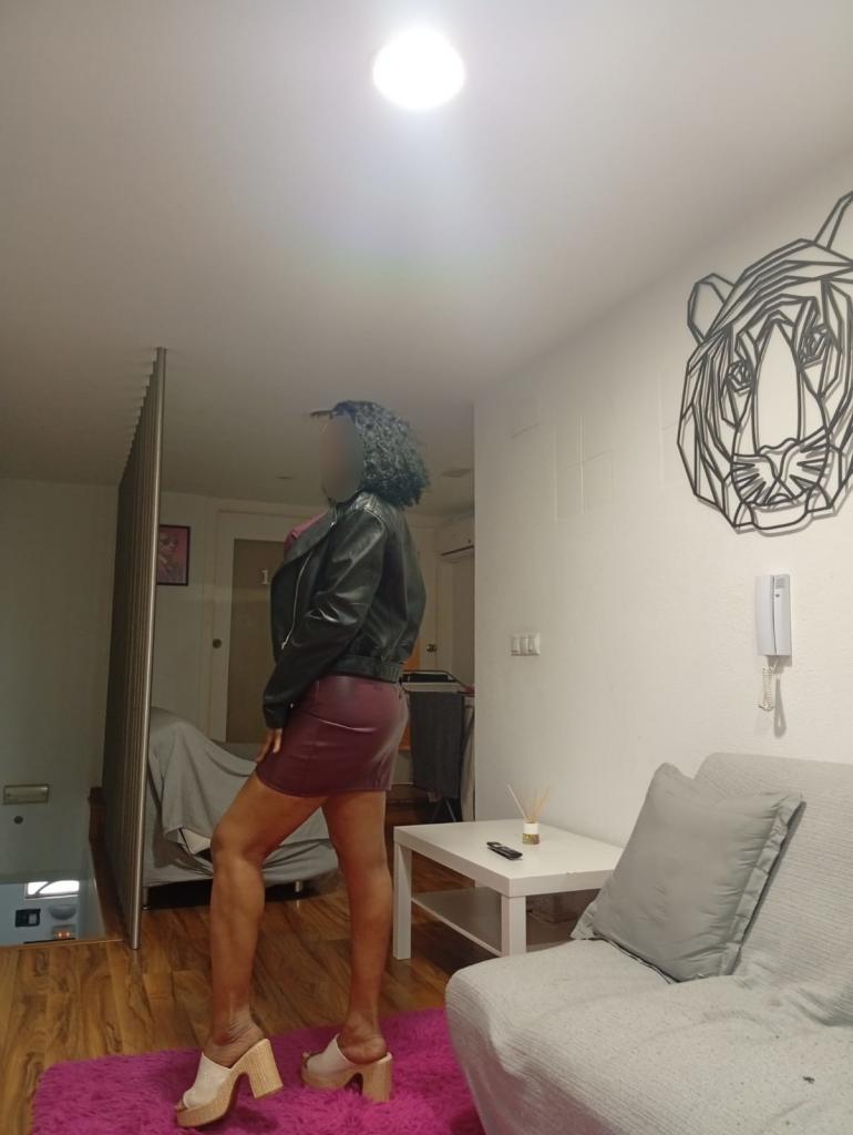 624783132: Chica busca chico en Murcia