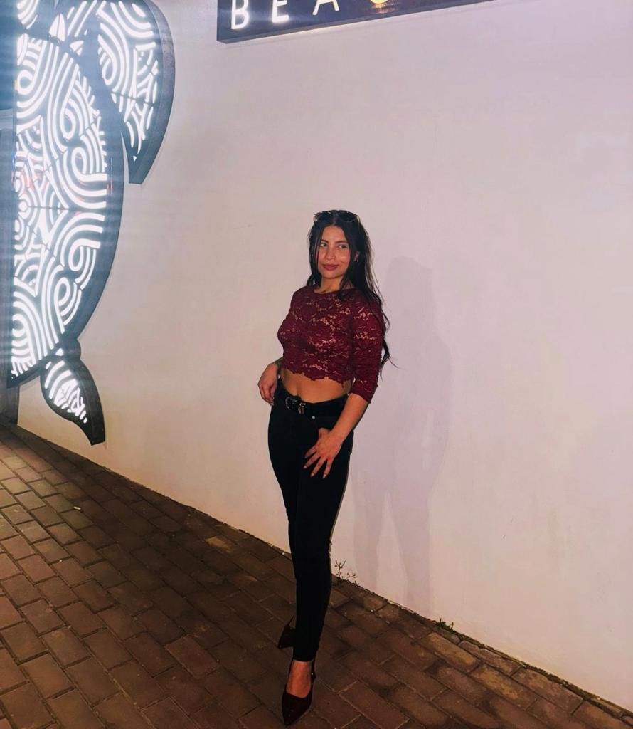 Chica busca chico en Almería: 