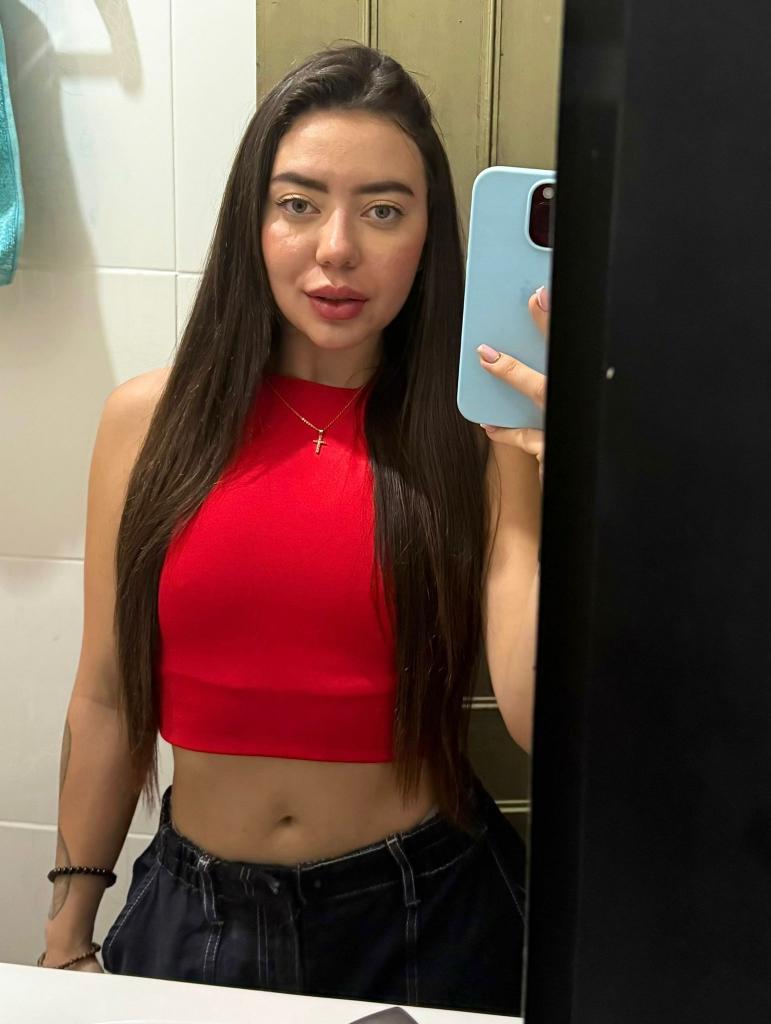 Chica busca chico en Ibiza: 