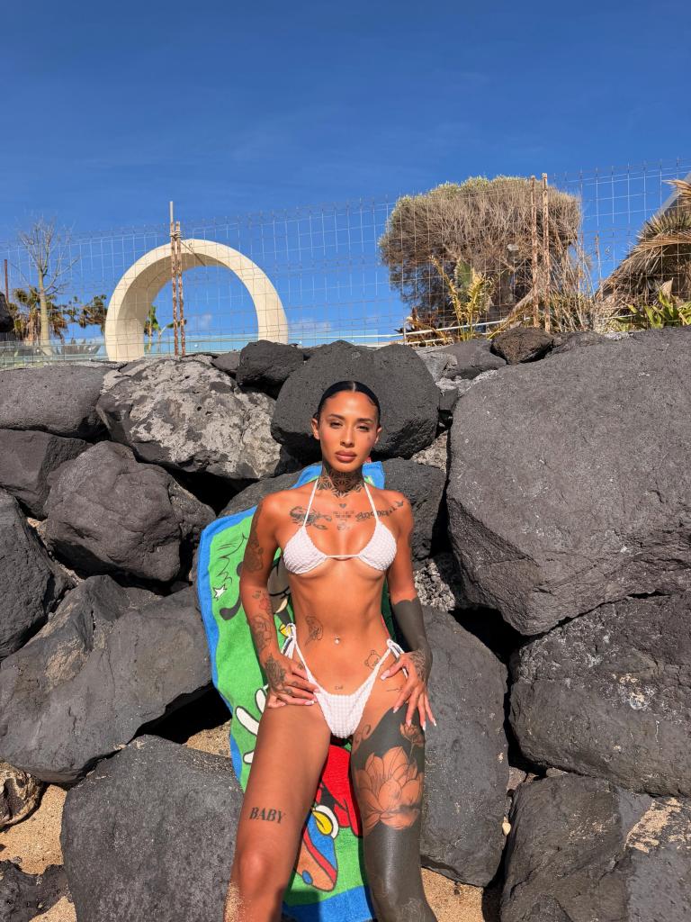 Chica busca chico en Ibiza: 