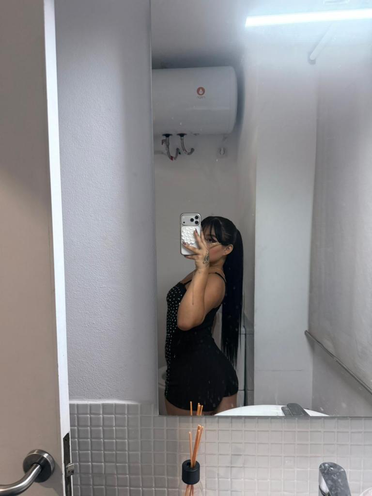 Chica busca chico en Cádiz: 