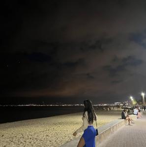 611301943: Chica busca chico en Málaga