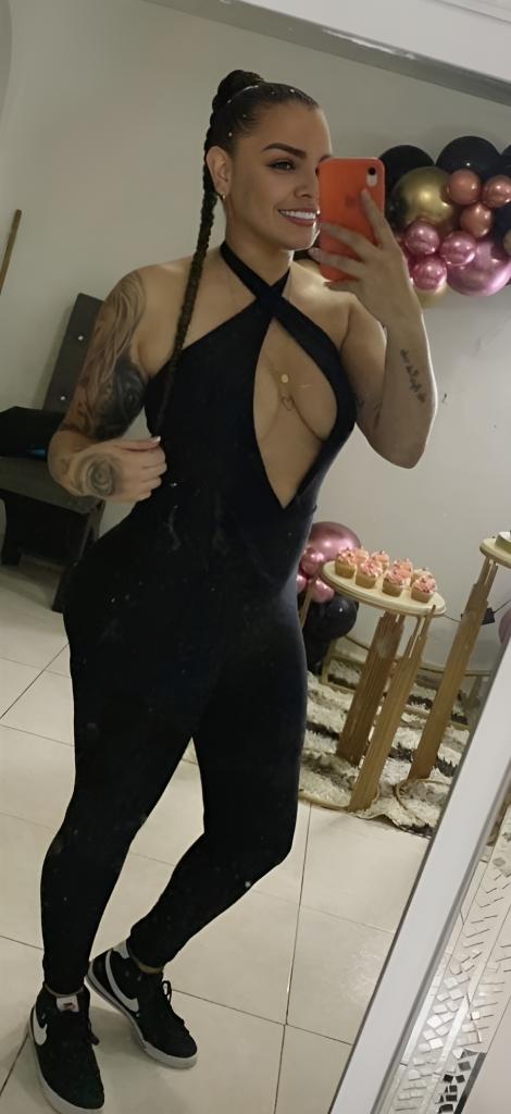 Chica busca chico en Cádiz: 