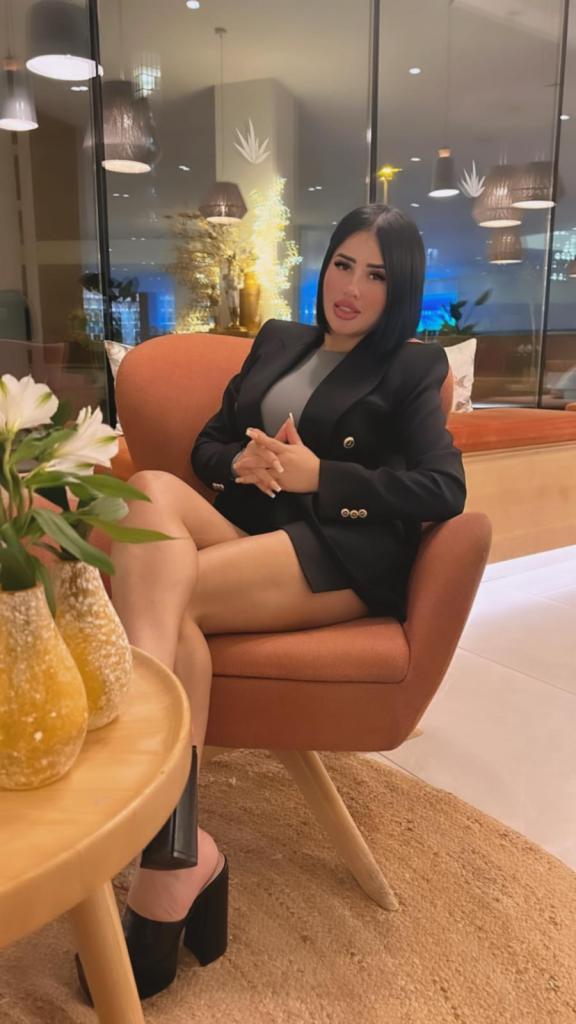 Chica busca chico en Cantabria: Chica busca chico