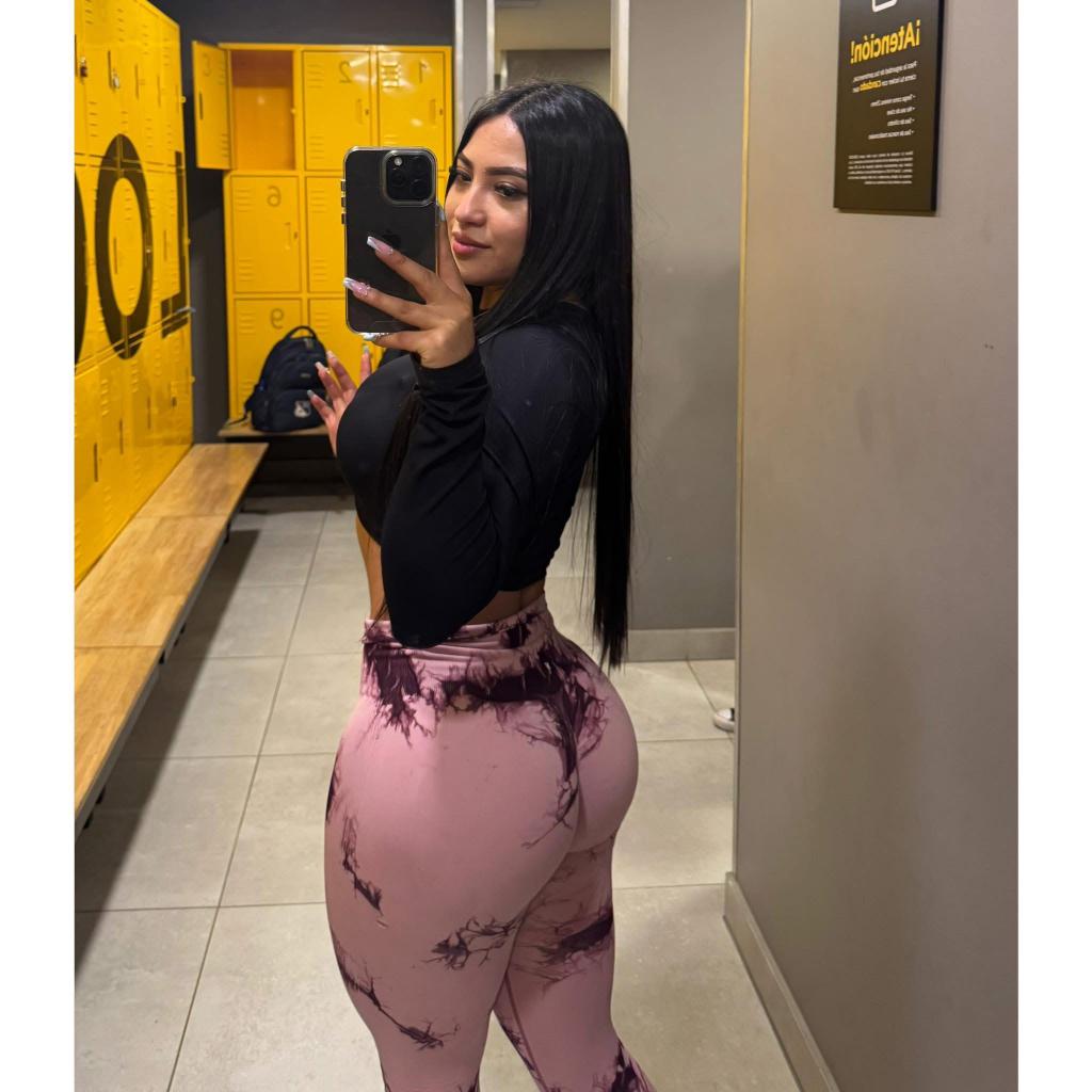Chica busca chico en Menorca: 