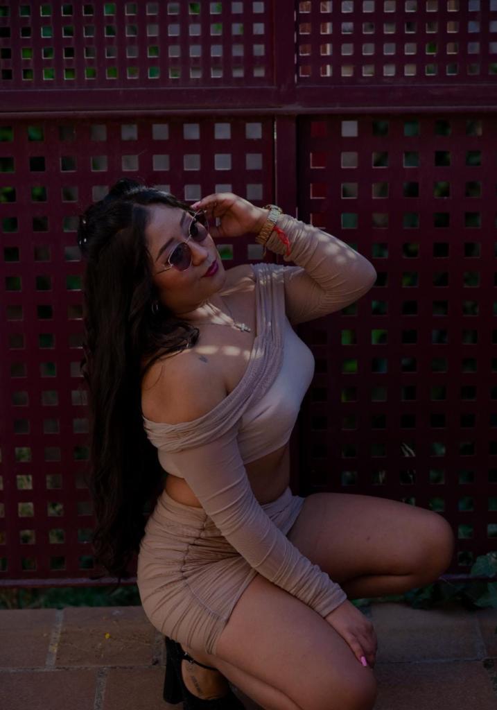 Chica busca chico en Madrid: Chica busca chico