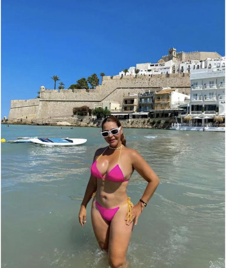 698333891: Chica busca chico en Lérida