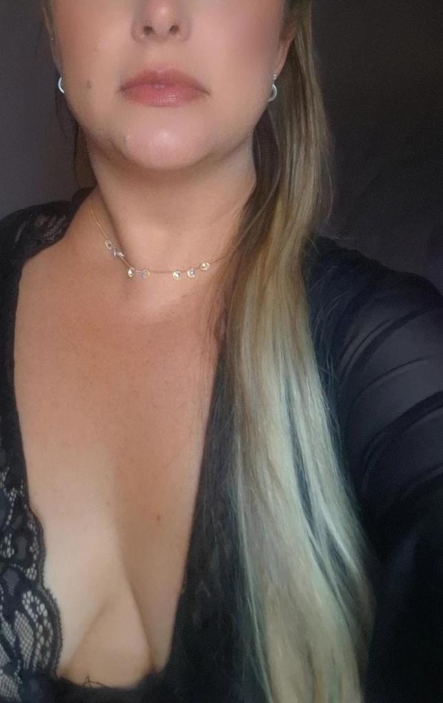 Chica busca chico en Tenerife: 