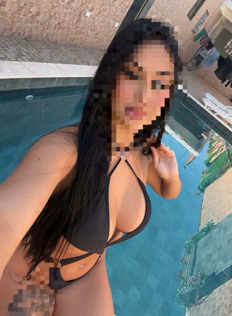 Chica busca chico en Sevilla: 
