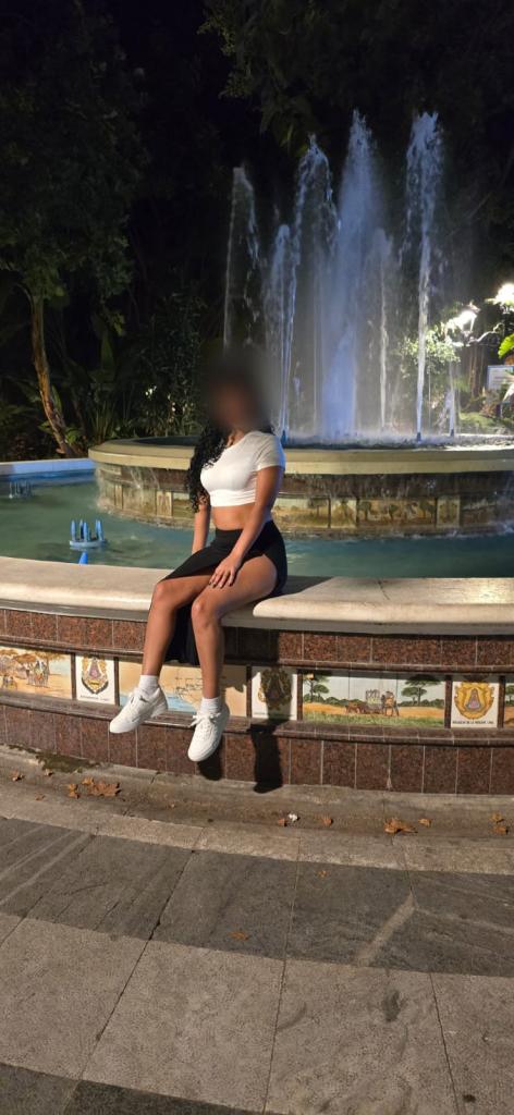 Chica busca chico en Granada: 