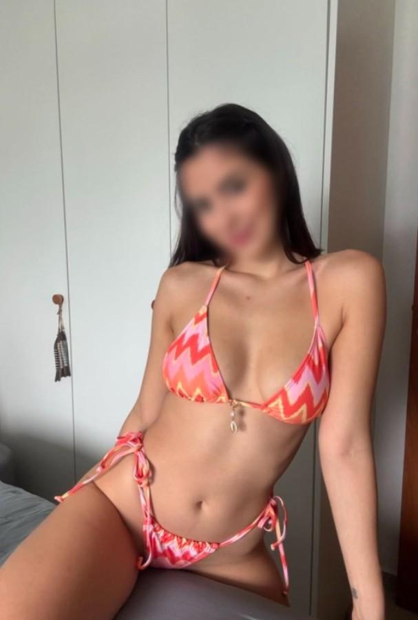 697428412: Chica busca chico en Alicante