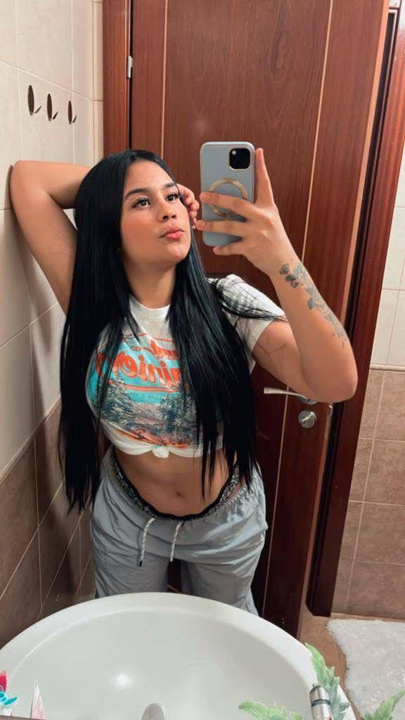 Chica busca chico en Tenerife: 