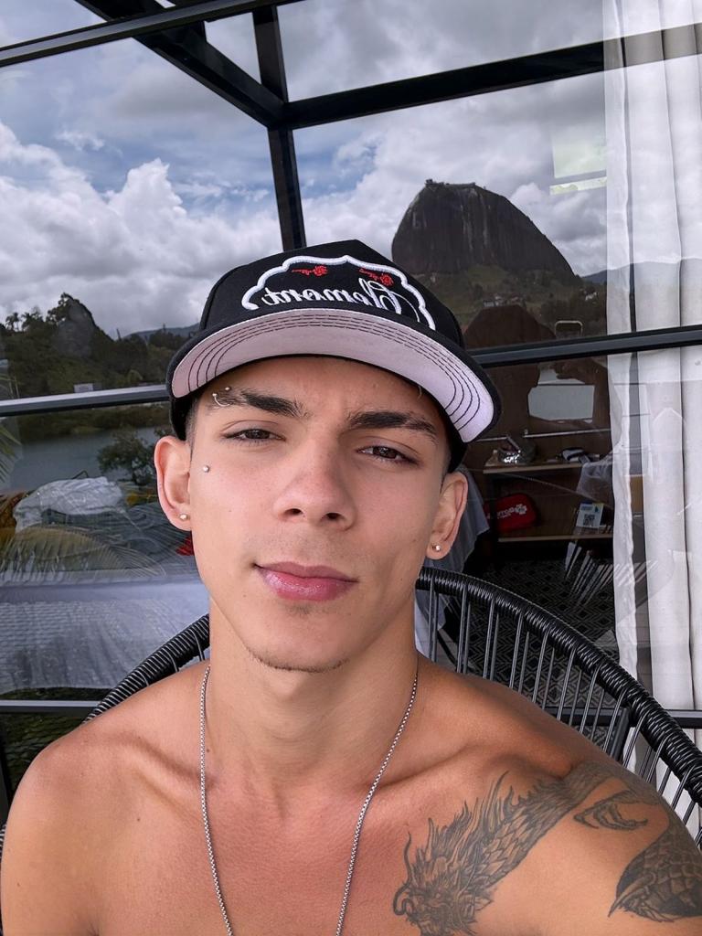 Chico busca chica en Tenerife: 