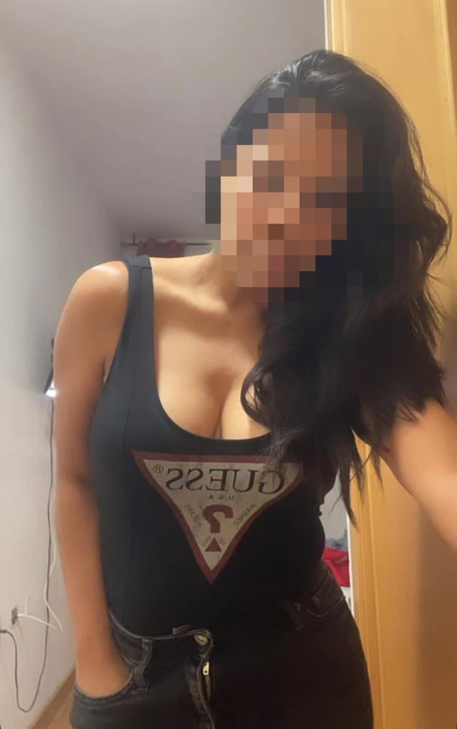 Chica busca chico en Almería: 