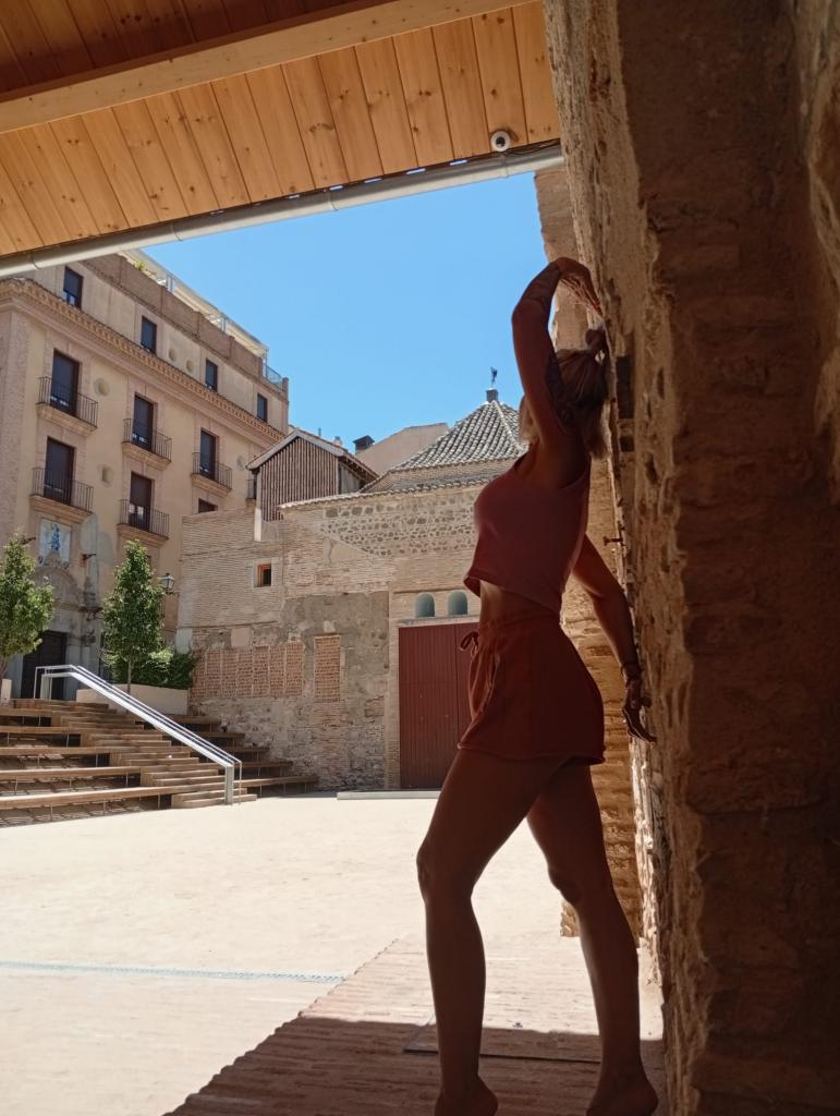 Chica busca chico en Cuenca: 